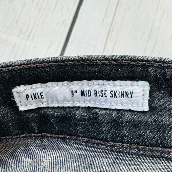 Edwin Pixie 9” Mid Rise Skinny Jeans Size 28 - Picture 7 of 13